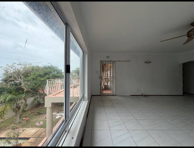 4 BEDROOM HOUSE FOR SALE IN BALLITO CENTRAL